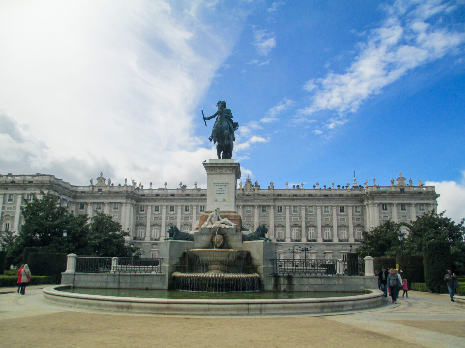 Madrid Royal Palace Madrid gezi